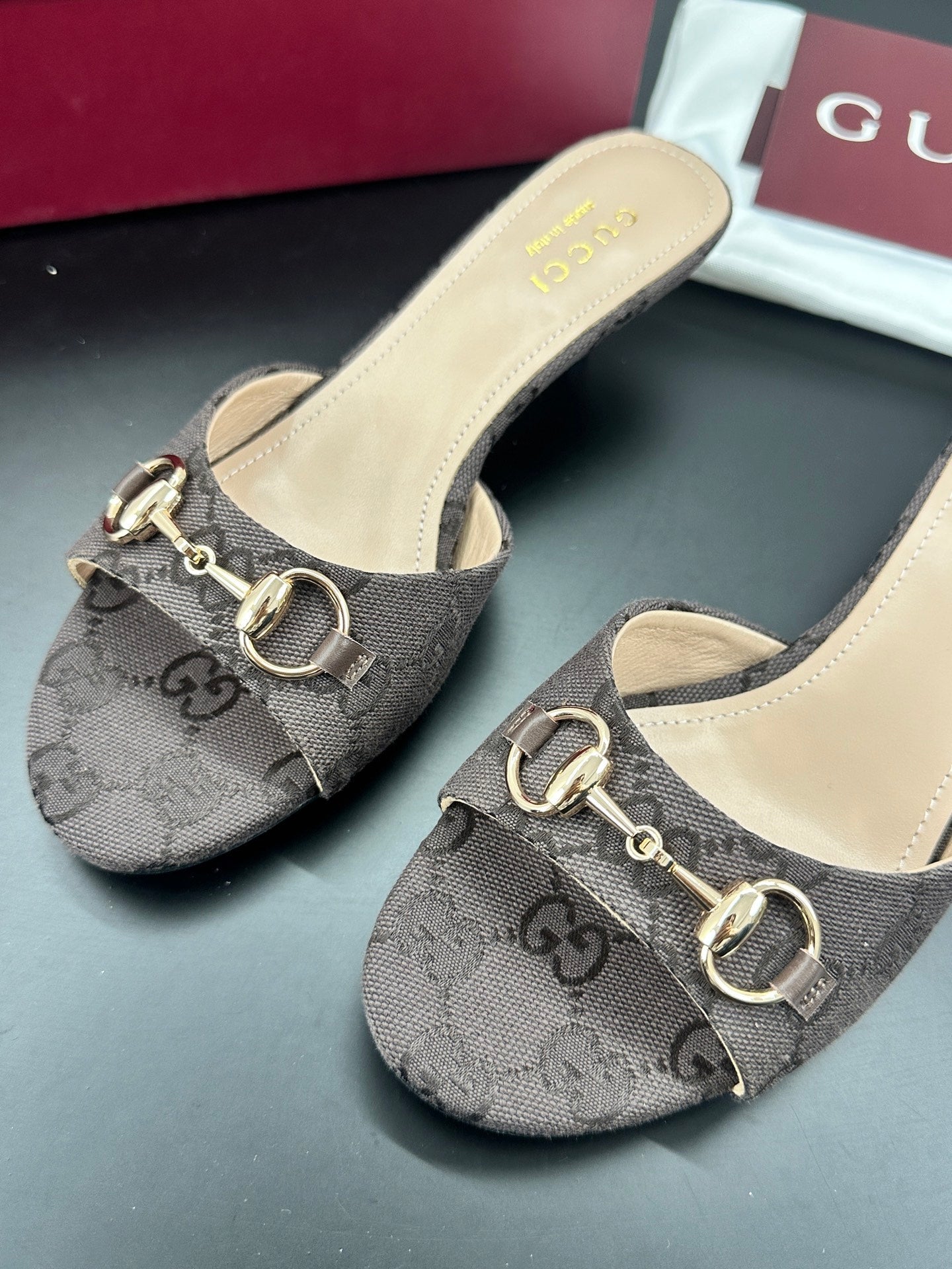 GUCCI 26S HIGH-HEELED SANDALS 50 MM IN DARK BROWN CANVAS