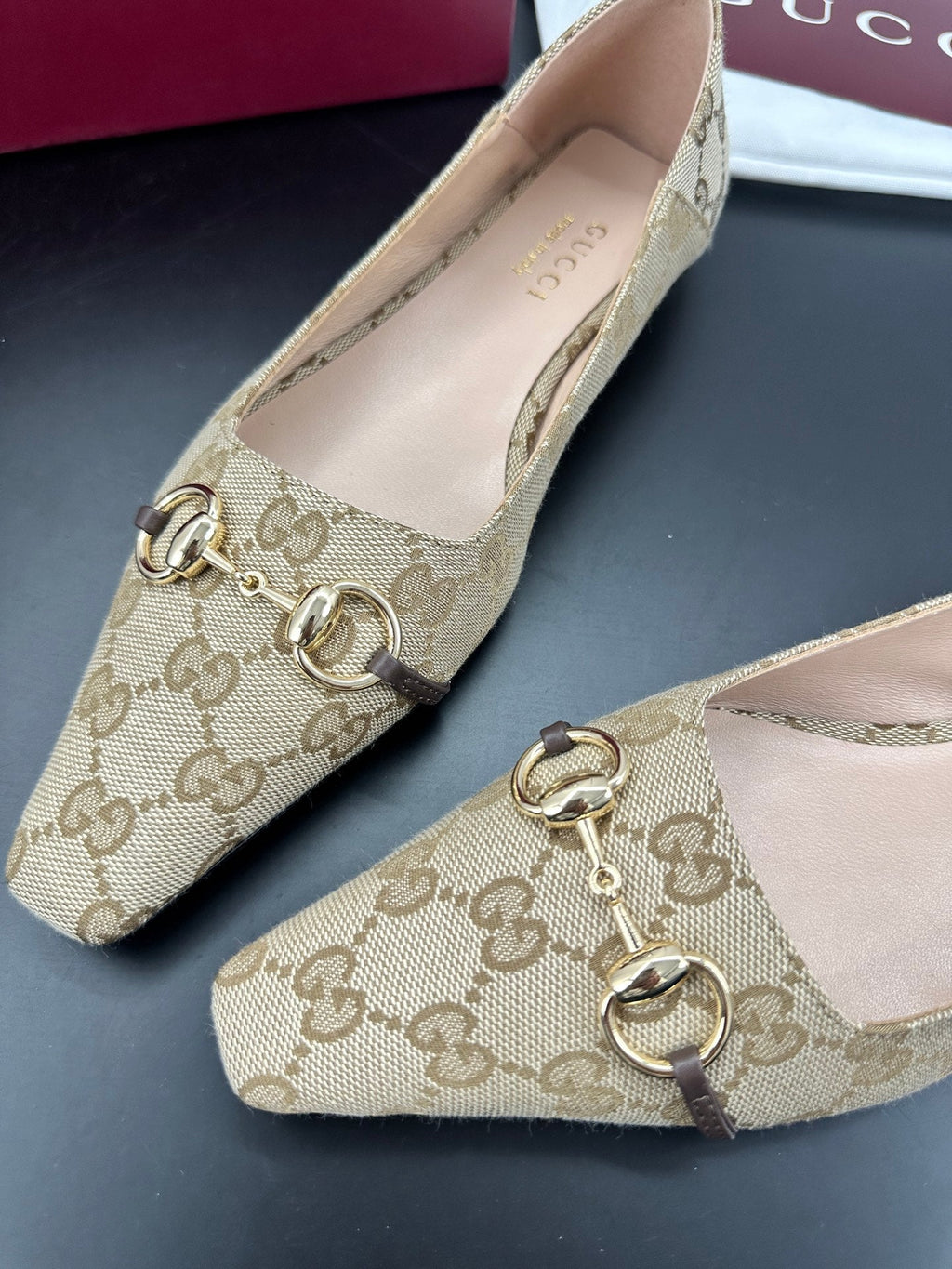 GUCCI 26S VITTORIA BALLERINA SHOES IN DARK BEIGE CANVAS