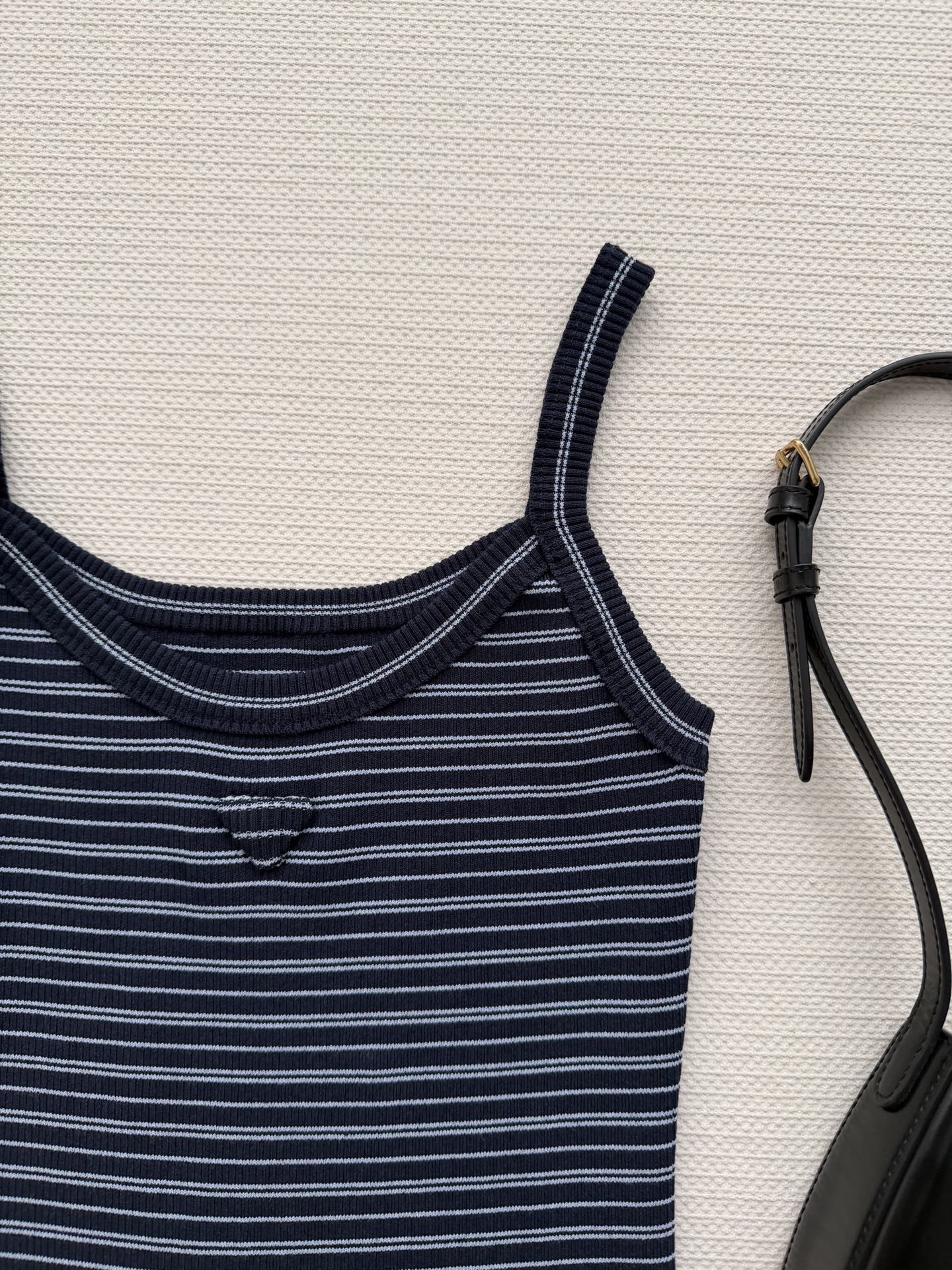 PRADA 26S SPAGHETTI STRAP TOP 761