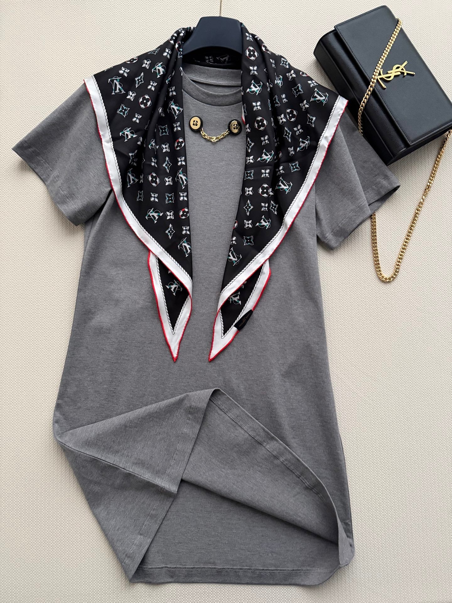 LV 26S DRESS STYLE 197