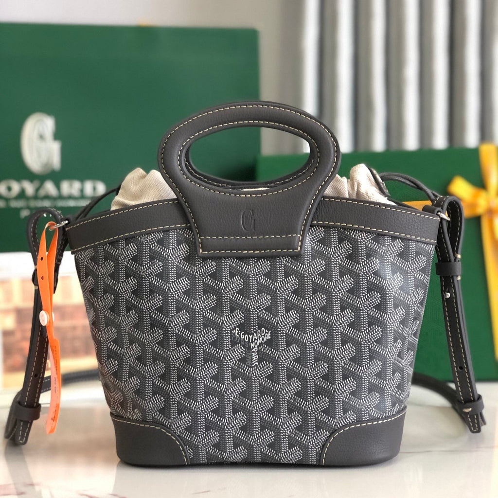 GOYA 26S BELUGA MINI BAG 23MM IN GREY GOYARDINE CANVAS AND CALFSKIN
