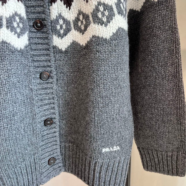 PRADA 25S CARDIGAN 389
