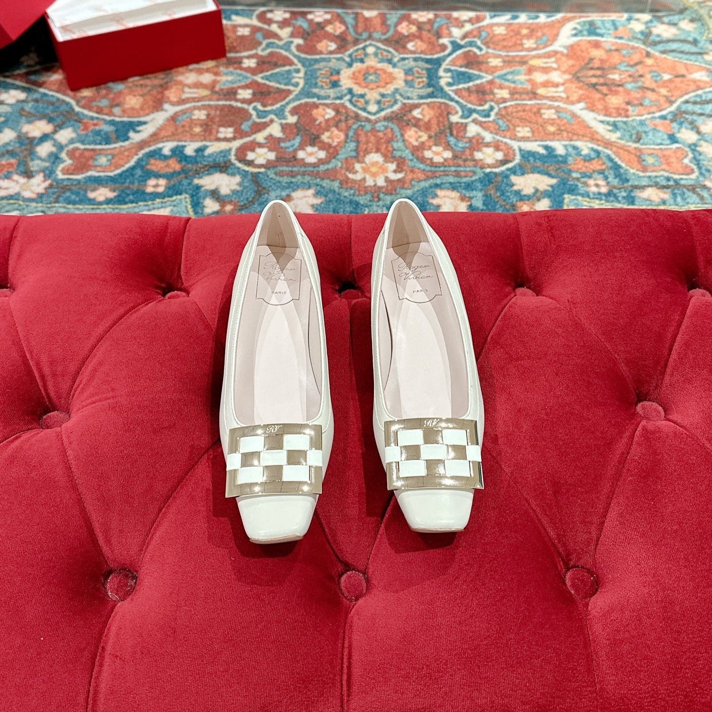 TROMPETTE BALLERINAS IN OFF WHITE SHINY CALFSKIN