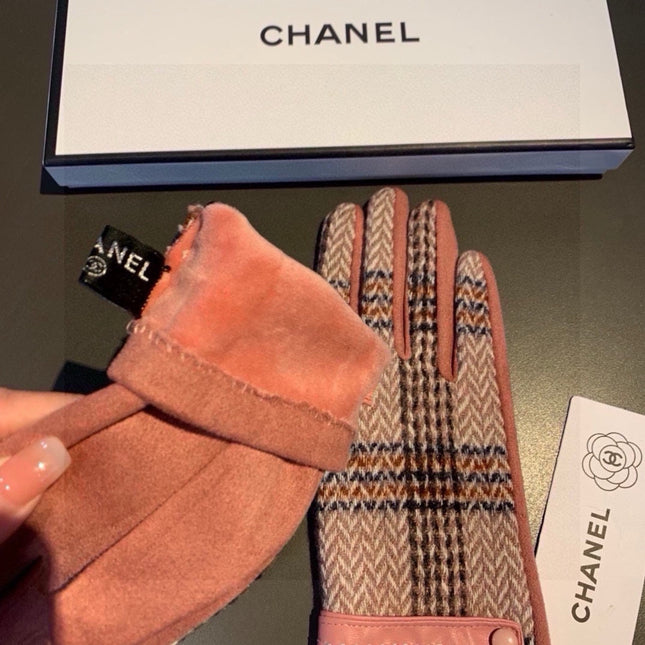 GLOVES IN COLORFUL WOOL 429244
