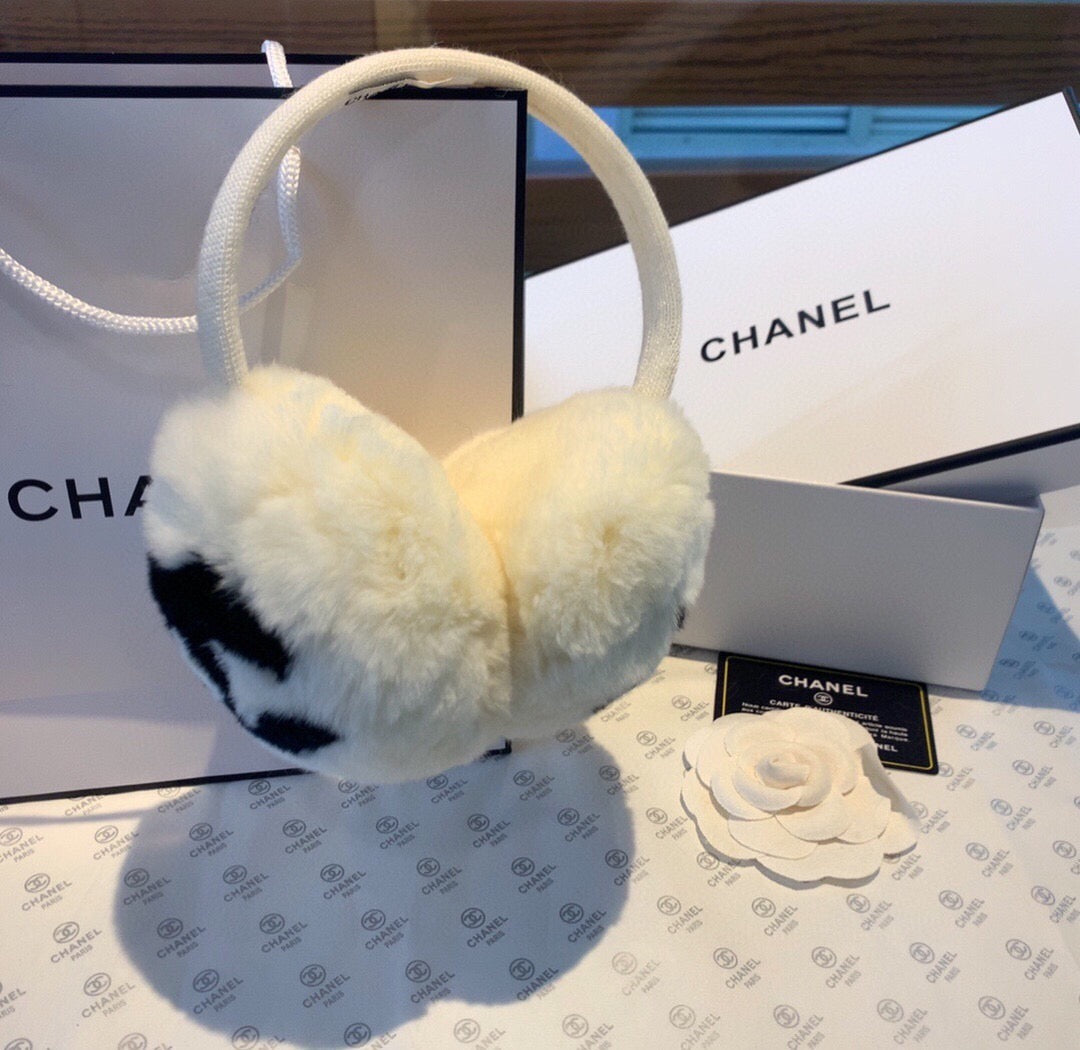CHANEL 25S SKI EARMUFFS 877942