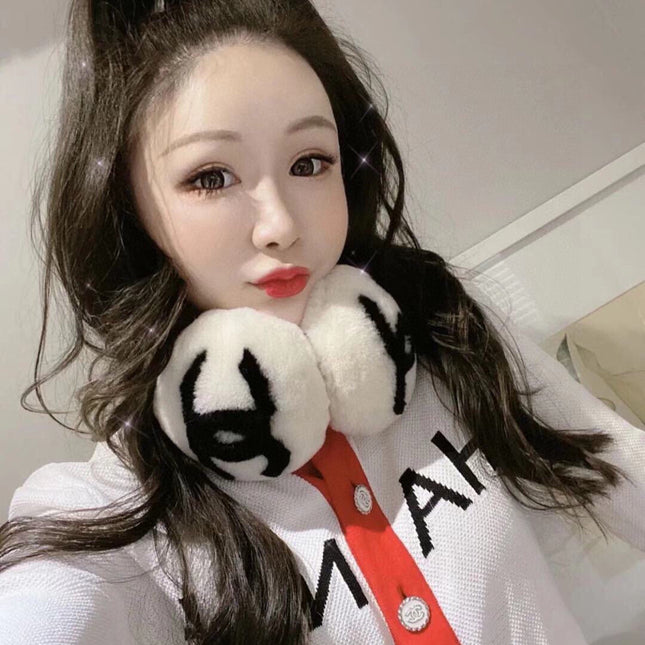CHANEL 25S SKI EARMUFFS 877942
