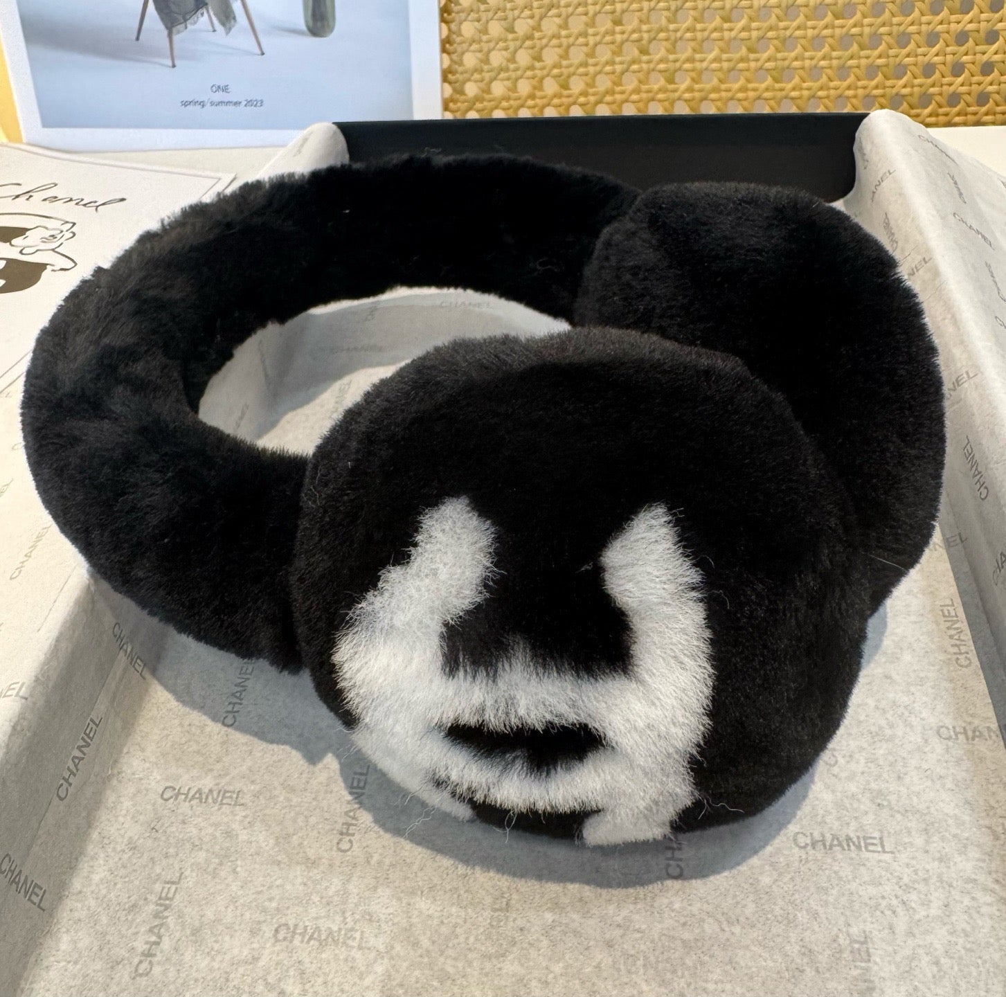 CHANEL 25S SKI EARMUFFS 928815