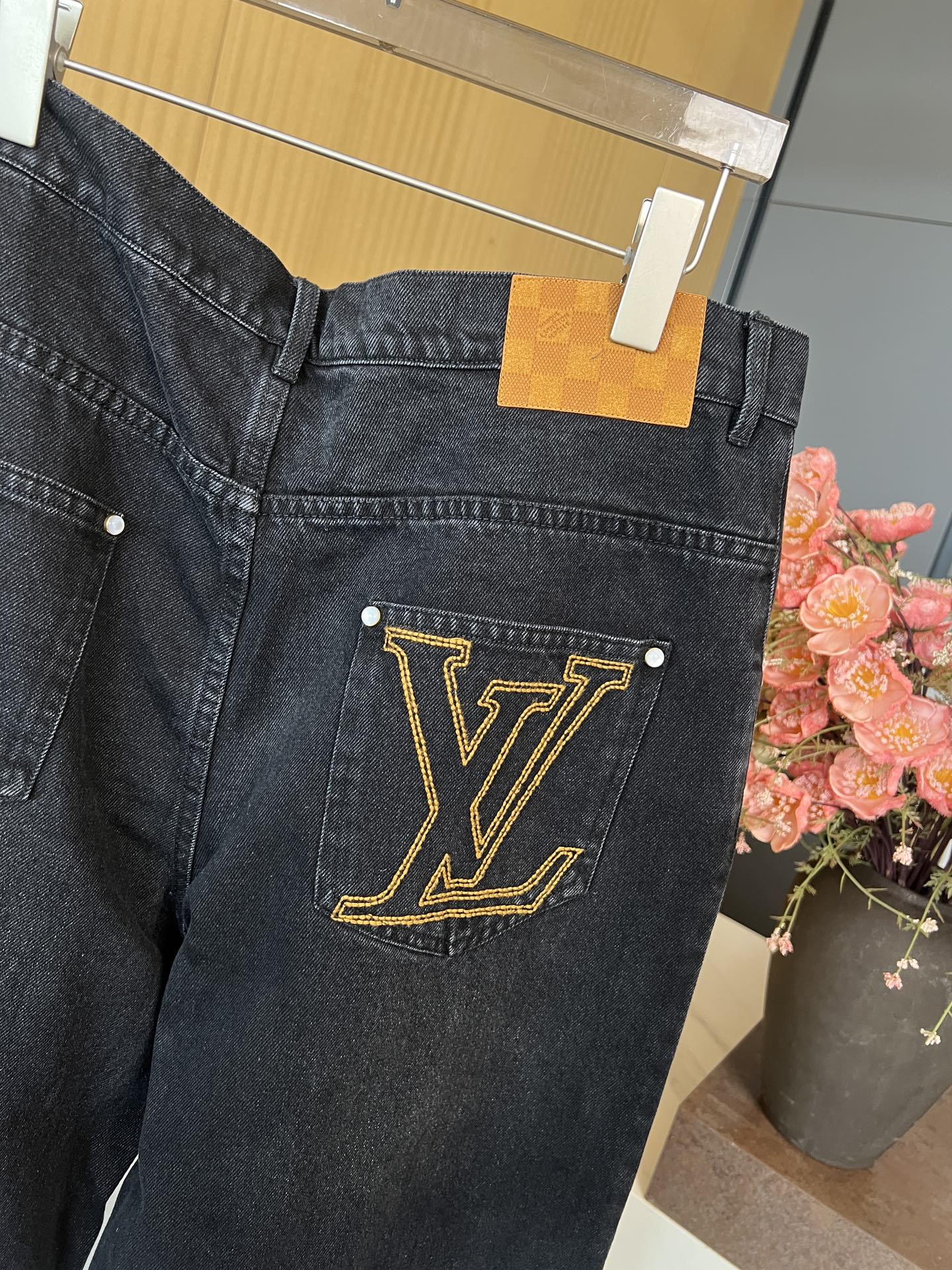 LV 25S STRAIGHT-LEG DENIM JEANS 0062