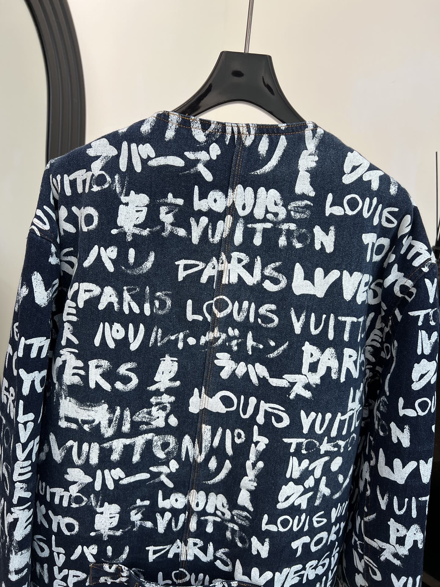 LV 25S JACKET 0162