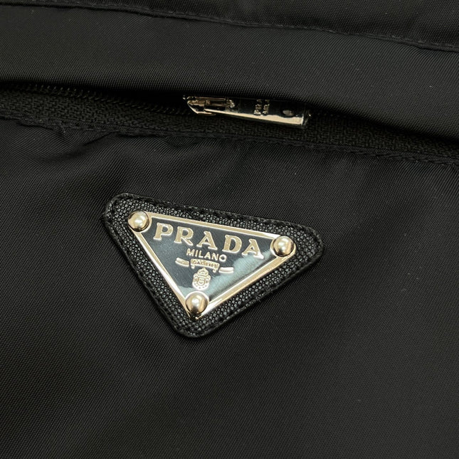 PRADA 25S PUFFER JACKET 620544