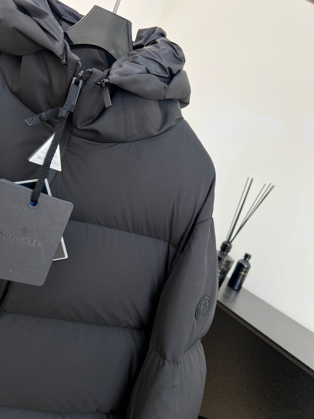 MONCLER 25S HOODED PUFFER JACKET 416