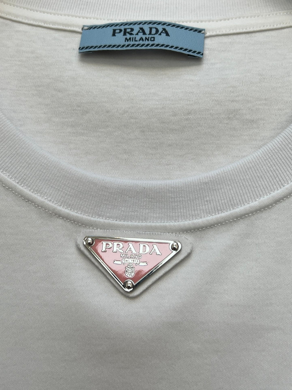 PRADA 26S SHORT SLEEVED T-SHIRT 749