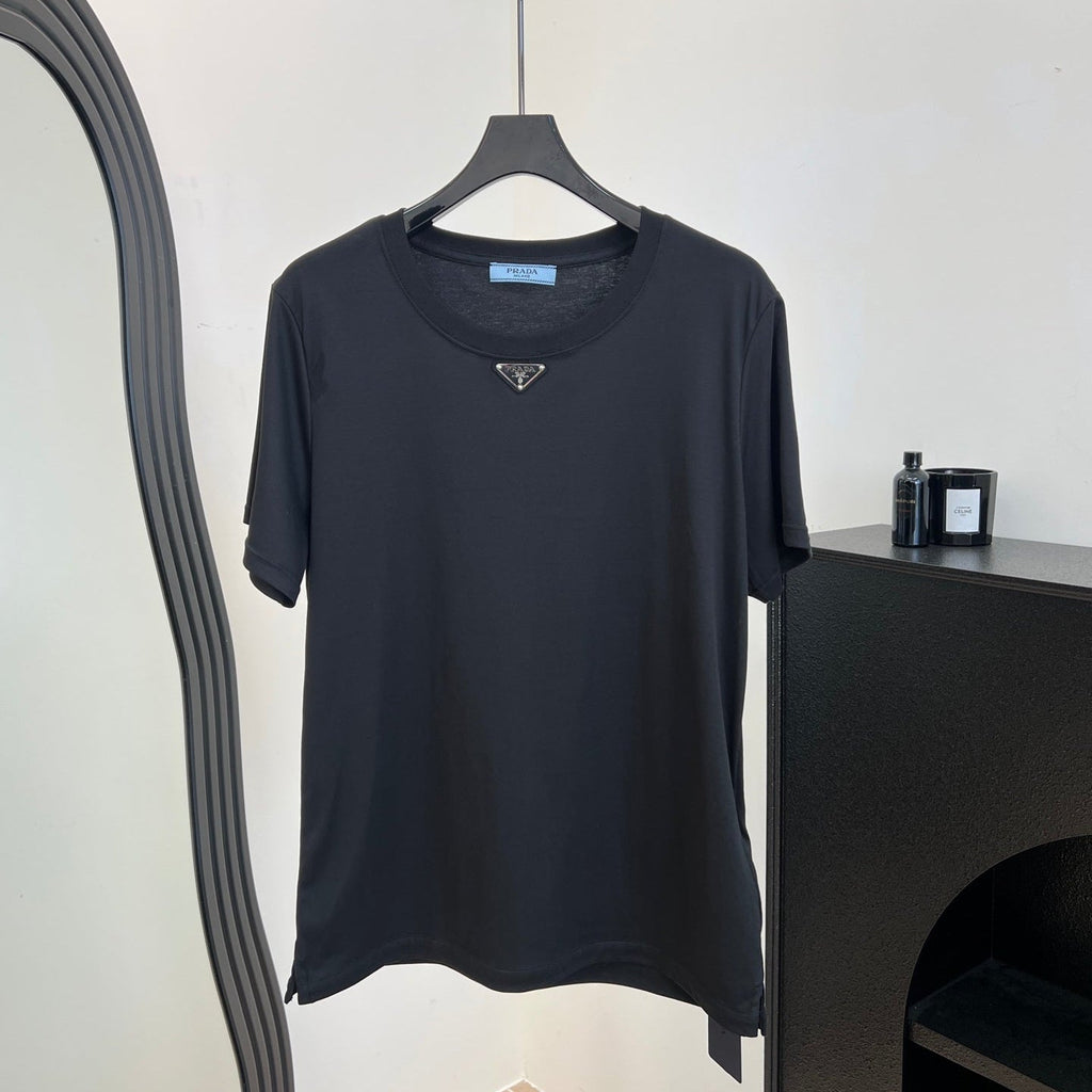 PRADA 26S SHORT SLEEVED T-SHIRT 748
