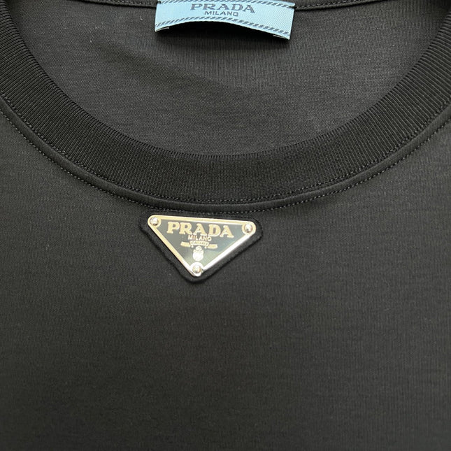 PRADA 26S SHORT SLEEVED T-SHIRT 748