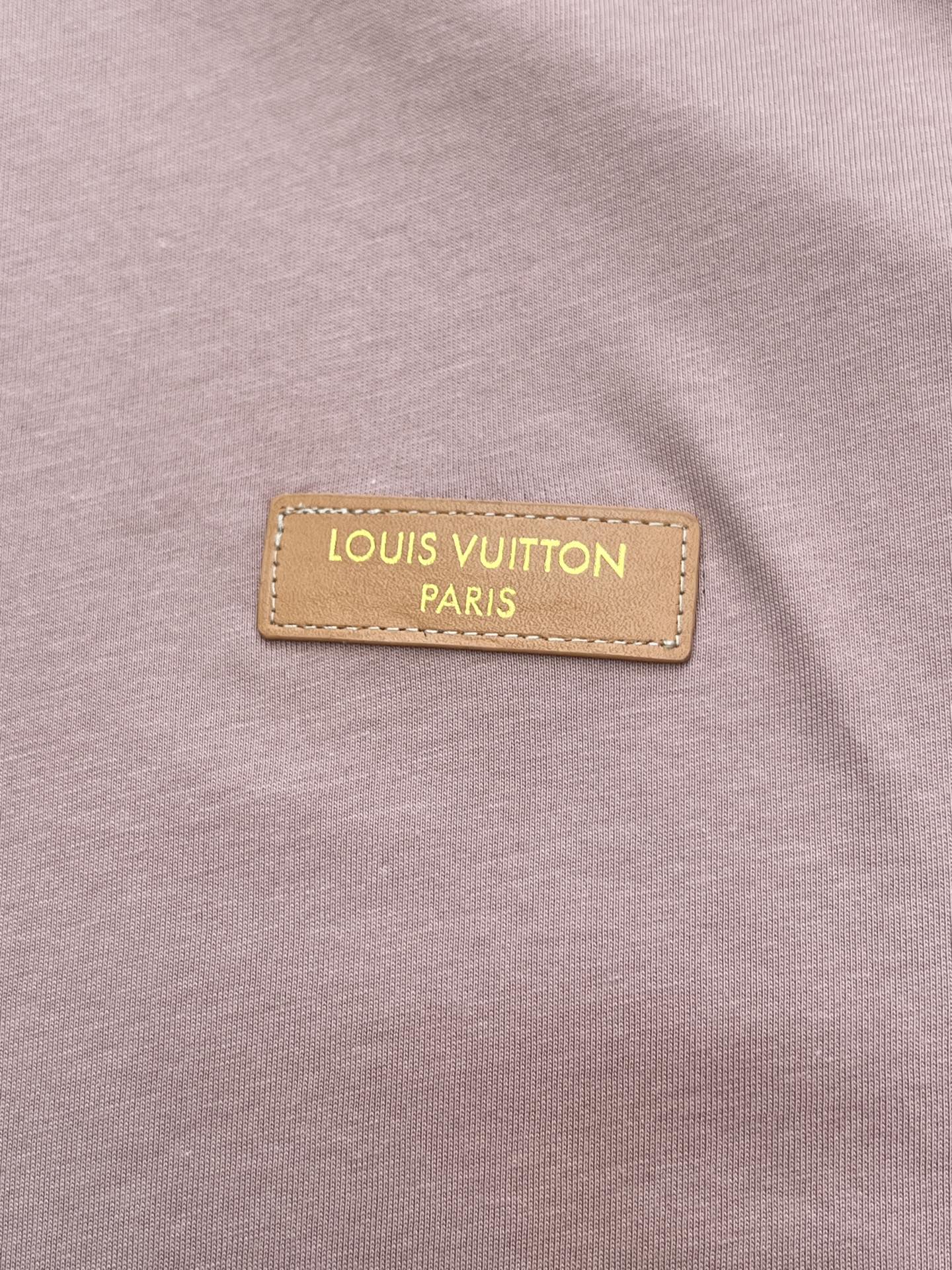 LV 26S T-SHIRT STYLE 247
