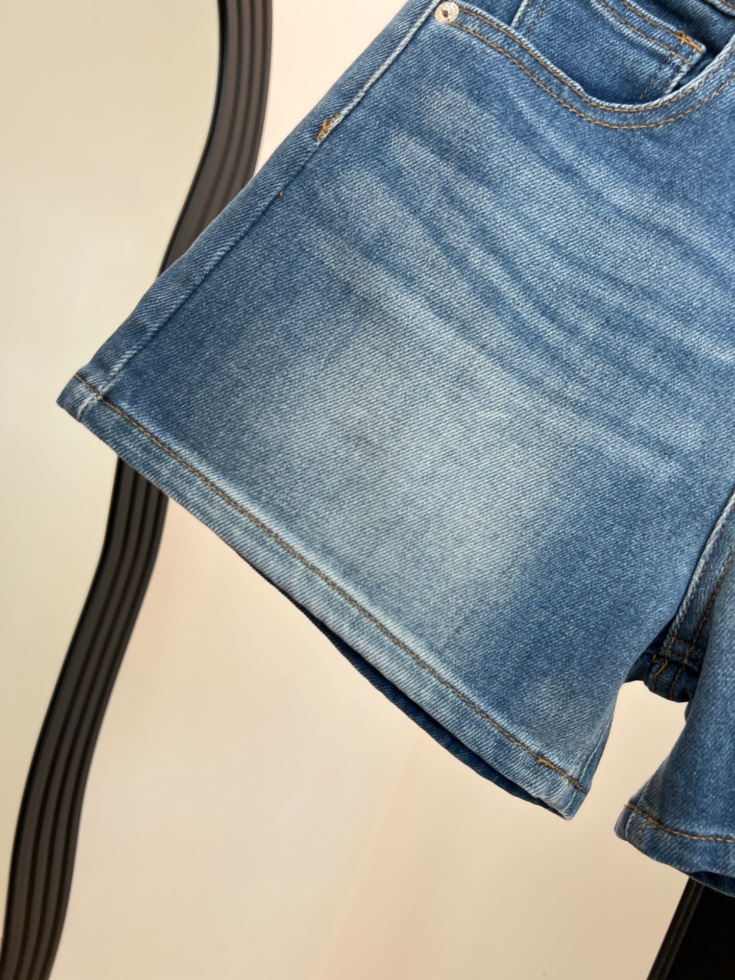 PRADA 26S SHORTS STYLE 865