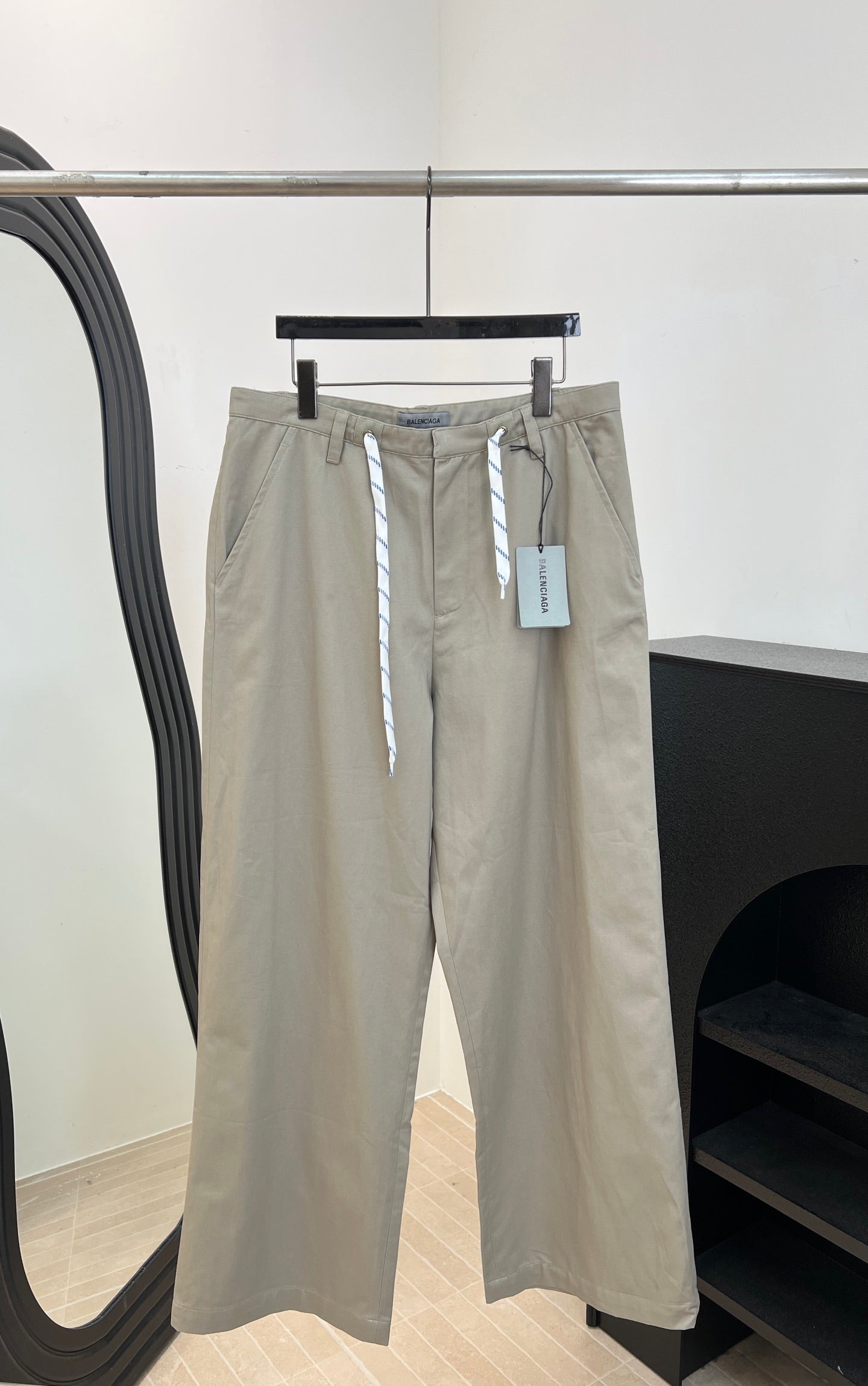 BALENCIAGA 26S WIDE LEG PANTS 004