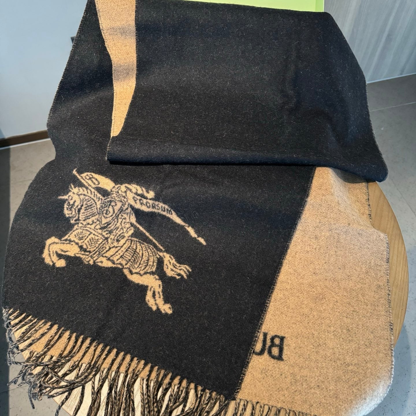 BURBERRY 25S SCARF 180 CM IN CASHMERE 938325
