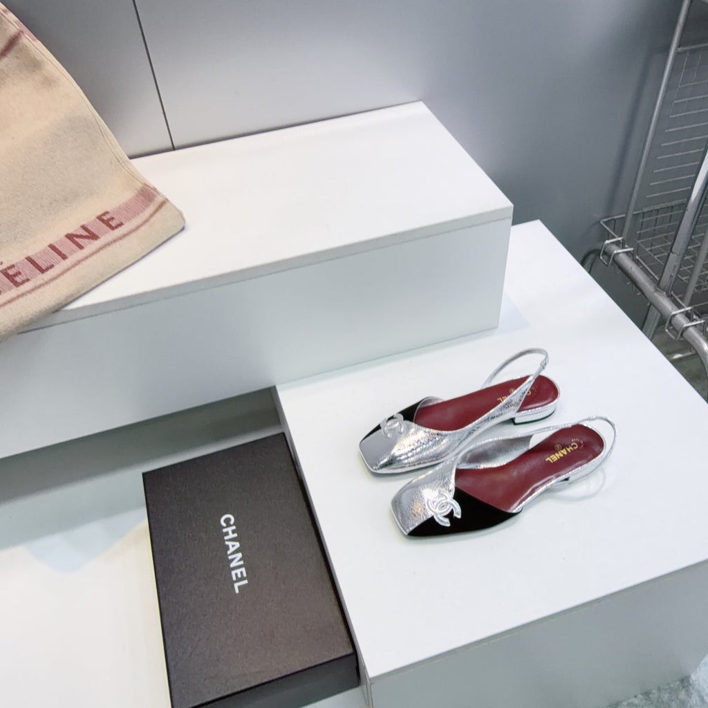 CHANEL 26S FLAT SLINGBACK IN SILVER LAMBSKIN AND BLACK SUEDE