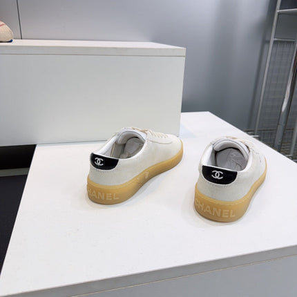 CHANEL 26S GUM SOLE SNEAKERS IN OFF-WHITE SUEDE
