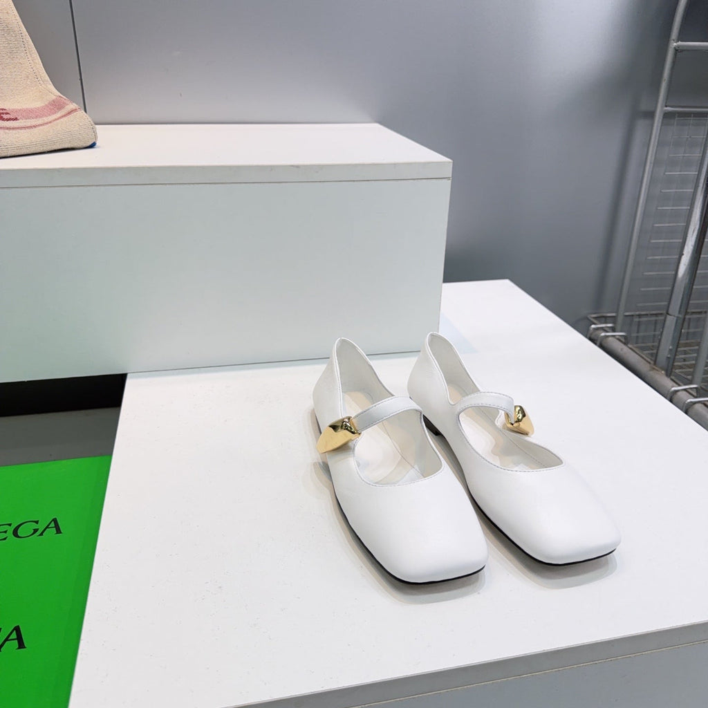 BOTTEGA VENETA 26S SQUARE-TOE MARY JANES IN WHITE LAMBSKIN
