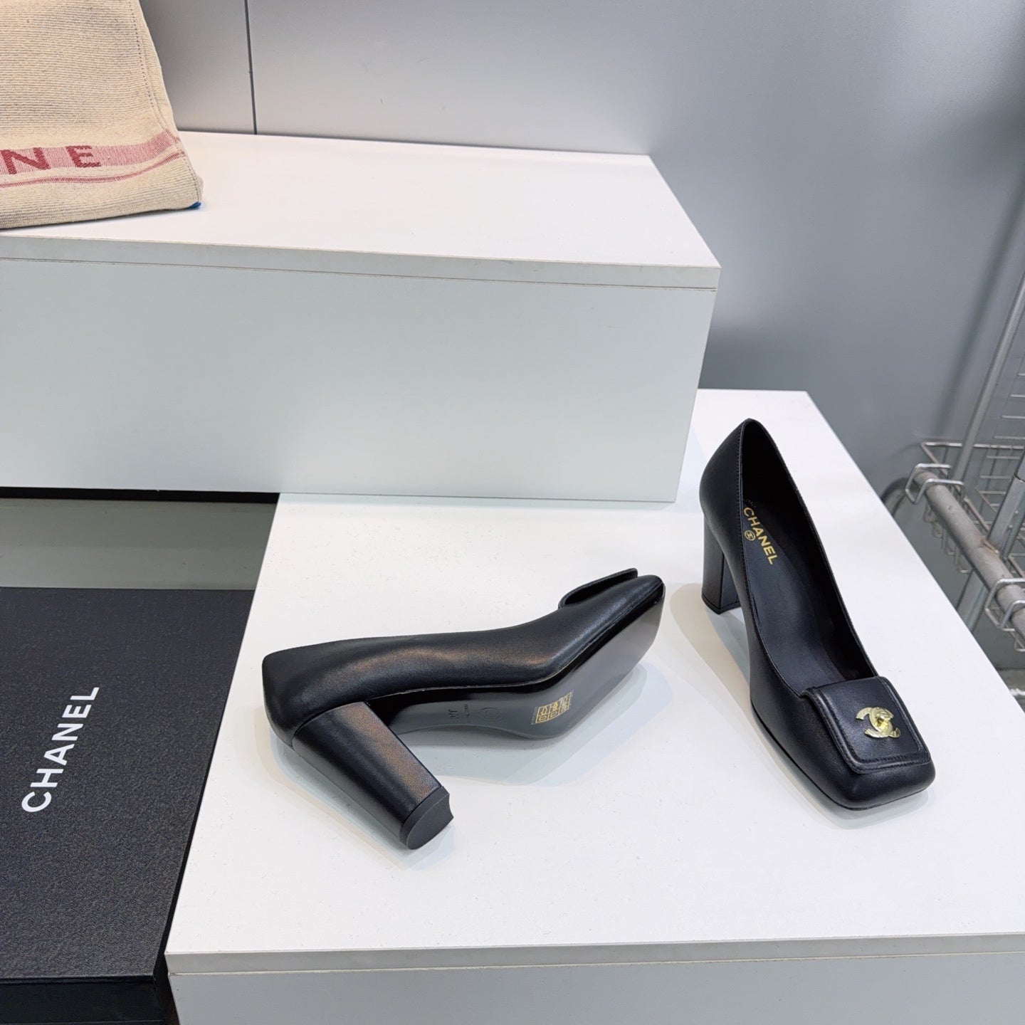 CHANEL 26S SQUARE-TOE HIGH HEELS 95 MM IN BLACK LAMBSKIN
