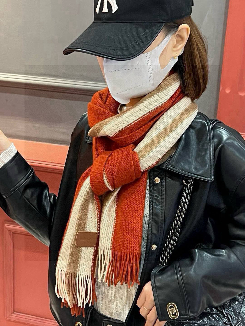 GUCCI 25S SCARF 180 IN CASHMERE 711251