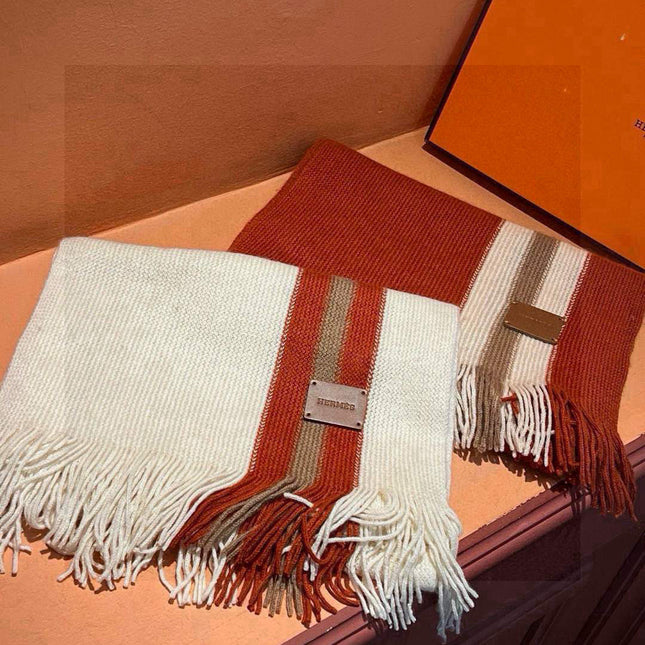 GUCCI 25S SCARF 180 IN CASHMERE 711251