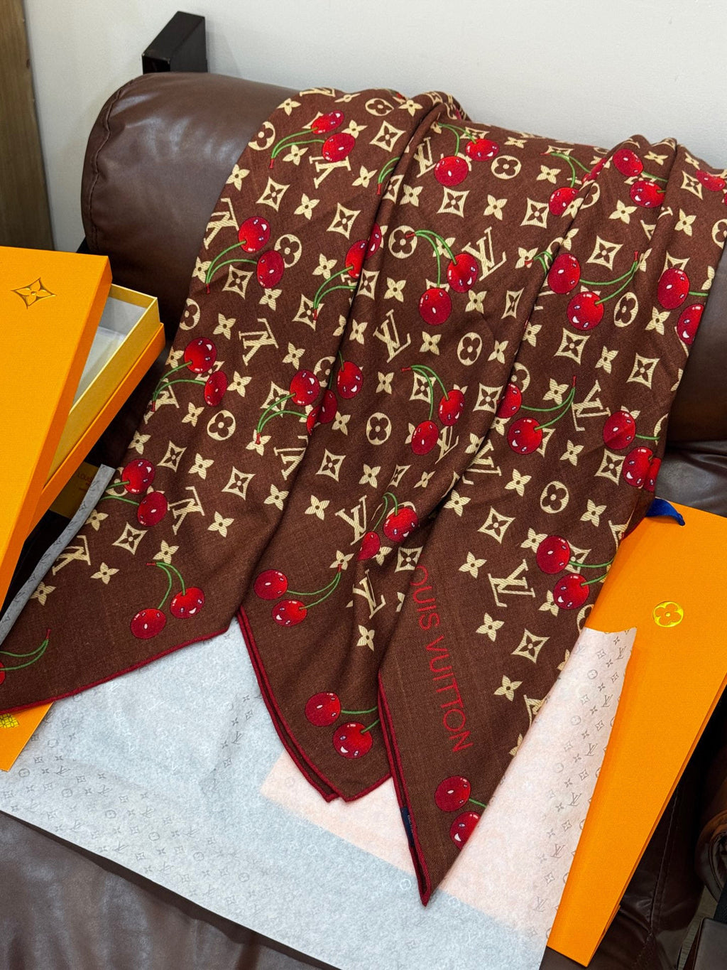 LV SCARF 140 CM IN WOOL MIX SILK 737265