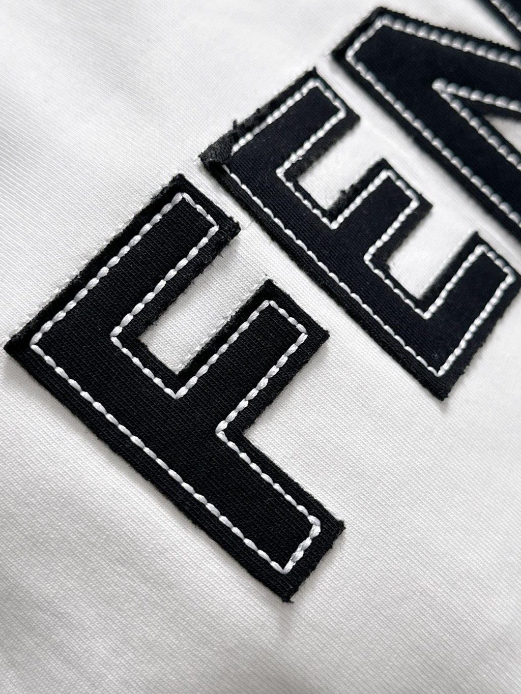 FENDI 26S SHORT SLEEVE T-SHIRT 166