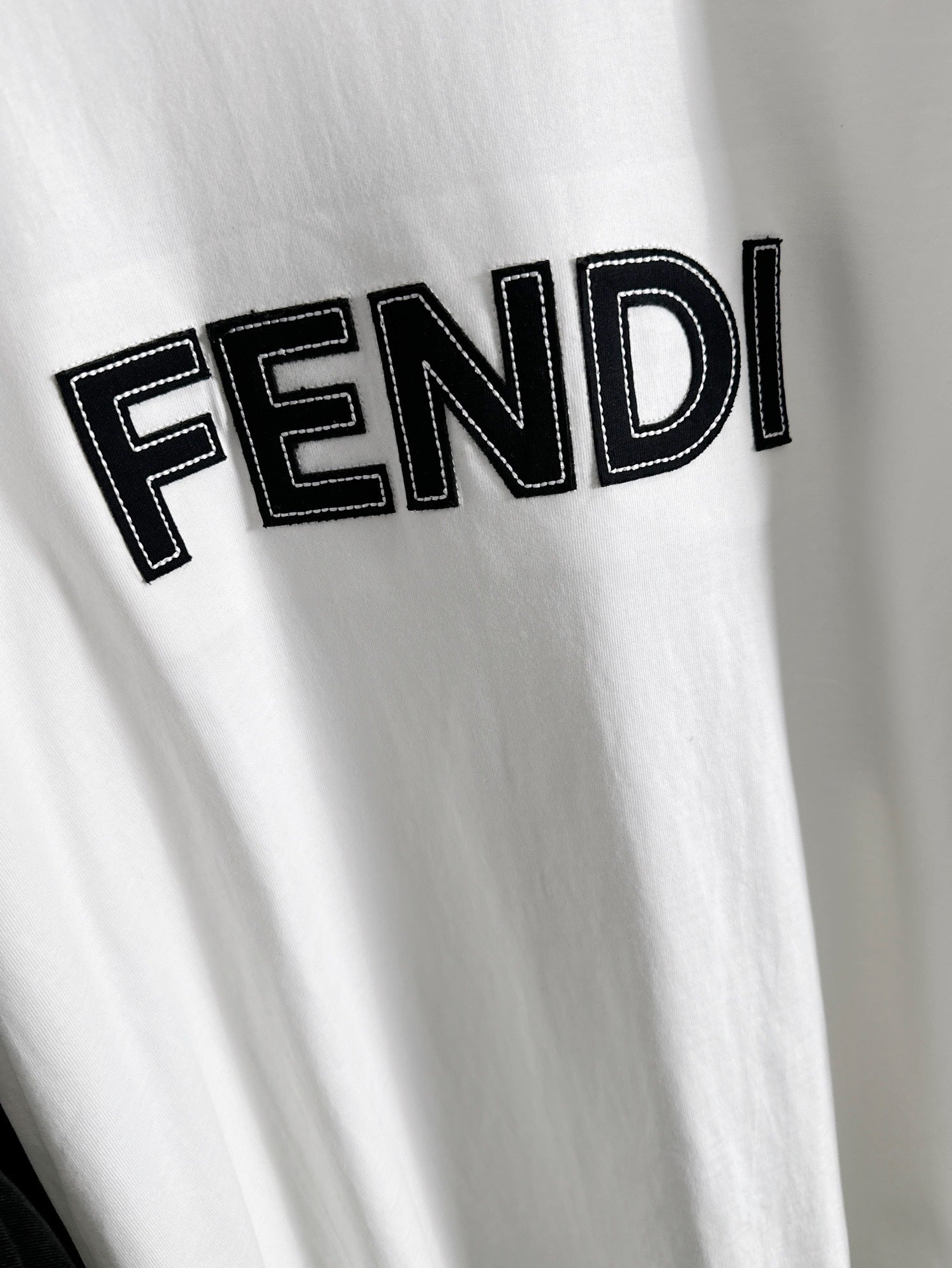 FENDI 26S SHORT SLEEVE T-SHIRT 166