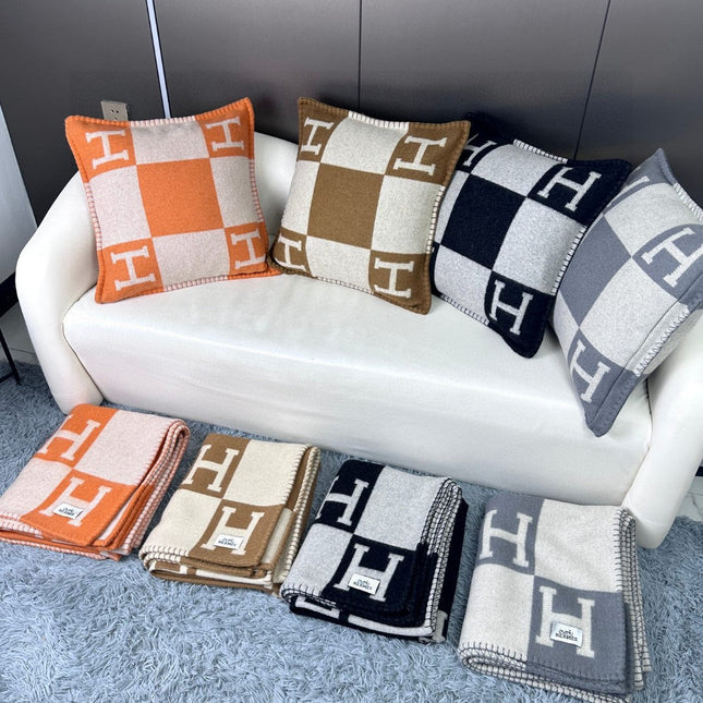 AVALON THROW BLANKET 170 CM IN BLACK CASHMERE 294472