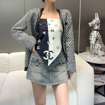 CHANEL 25S SCARF 90 IN SILK 991884