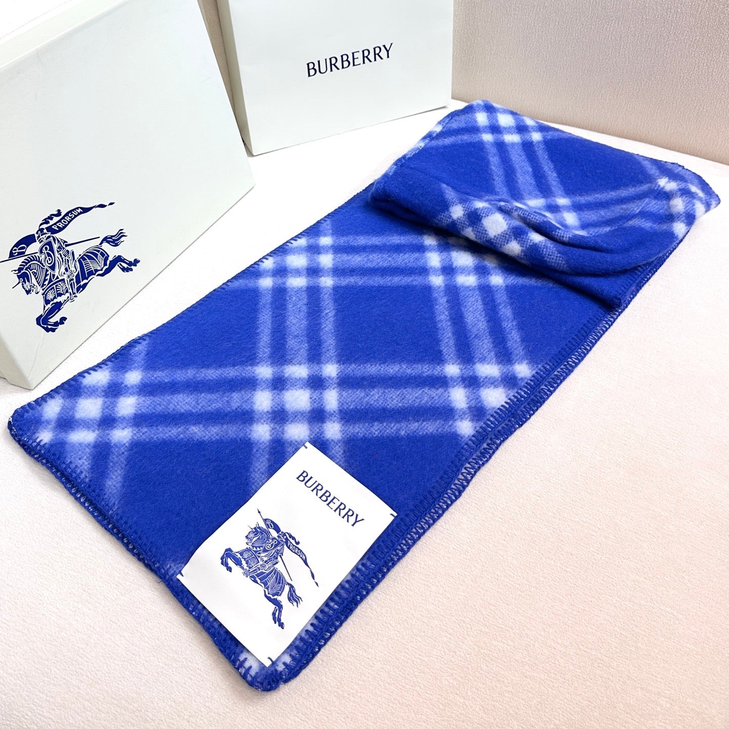 BURBERRY 25S SCARF 195 CM IN CASHMERE 938004
