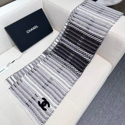 CHANEL 25S SCARF 180 CM IN CASHMERE 943879
