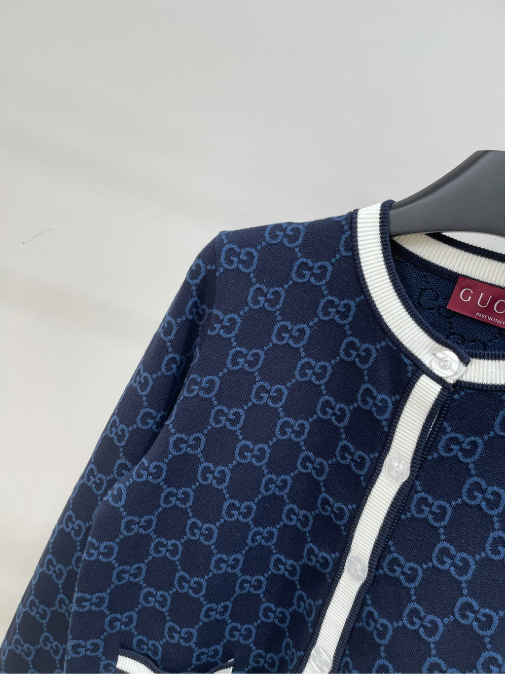GUCCI CREW NECK CARDIGAN WITH WHITE TRIM 276013