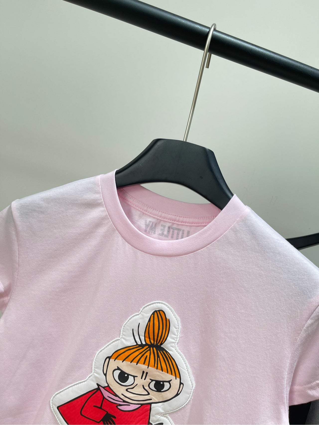 ACNE STUDIOS SHORT-SLEEVE T-SHIRT WITH CARTOON PRINT 276020