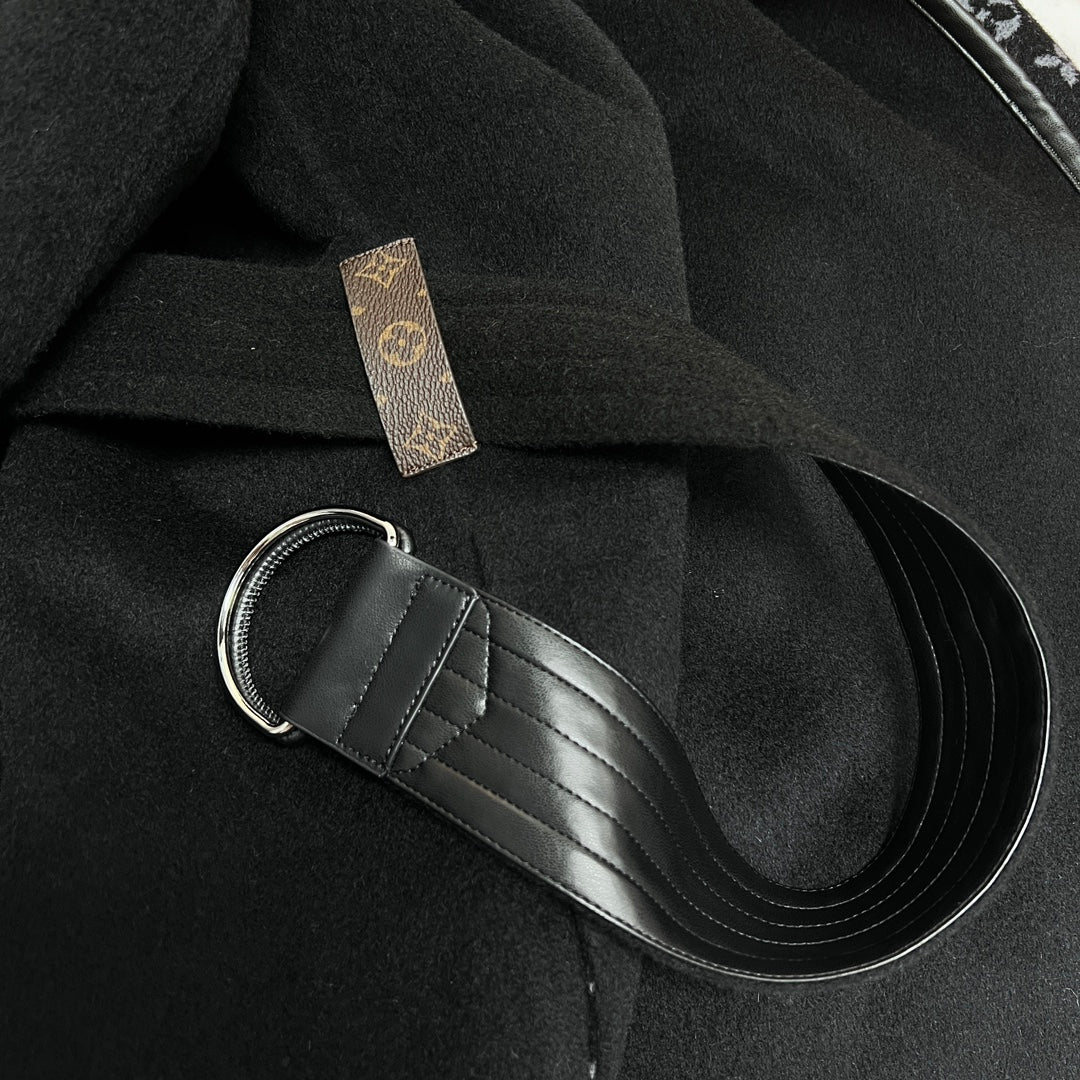 LV MONOGRAM MAXI COLLAR COAT IN BLACK WOOL 288066