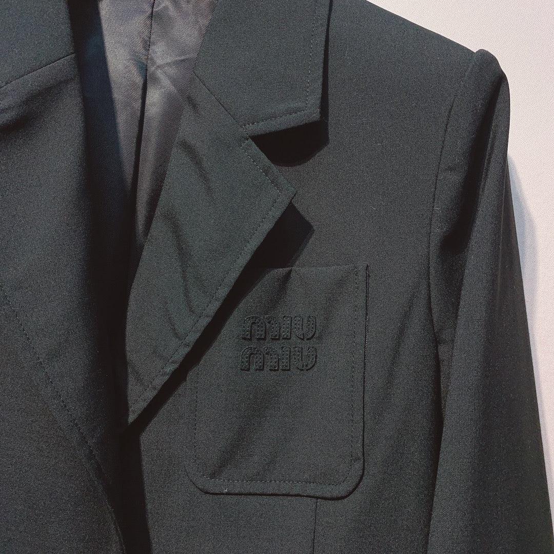 MIUMIU BLAZER STYLE 322