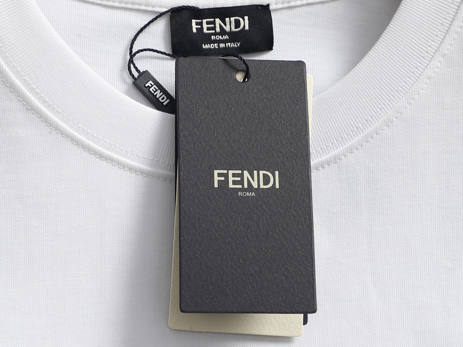 FENDI 26S SHORT SLEEVE T-SHIRT 174