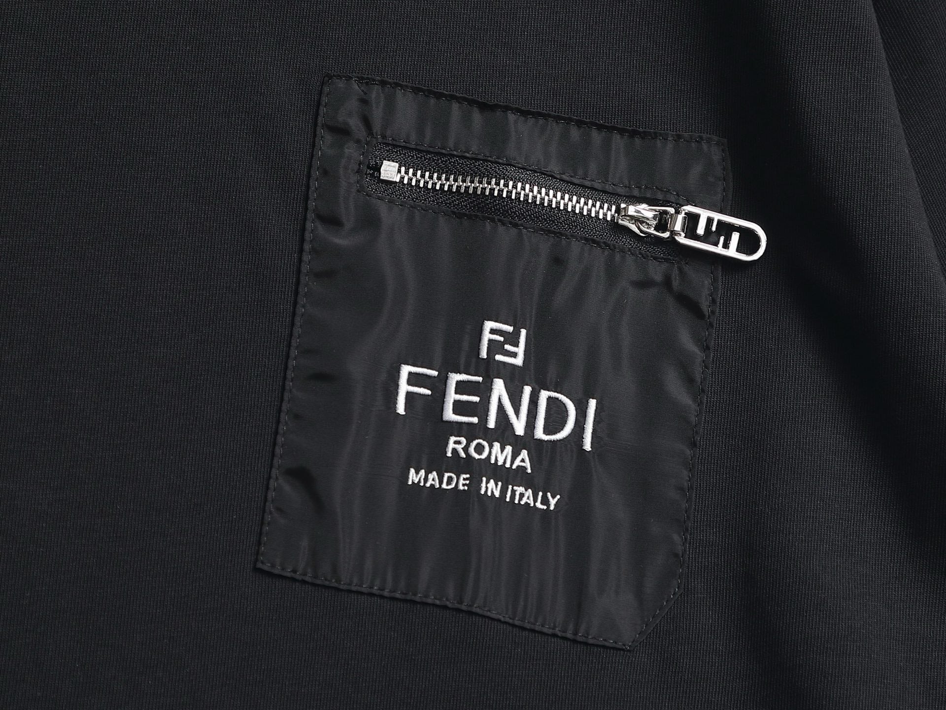 FENDI 26S SHORT SLEEVE T-SHIRT 097