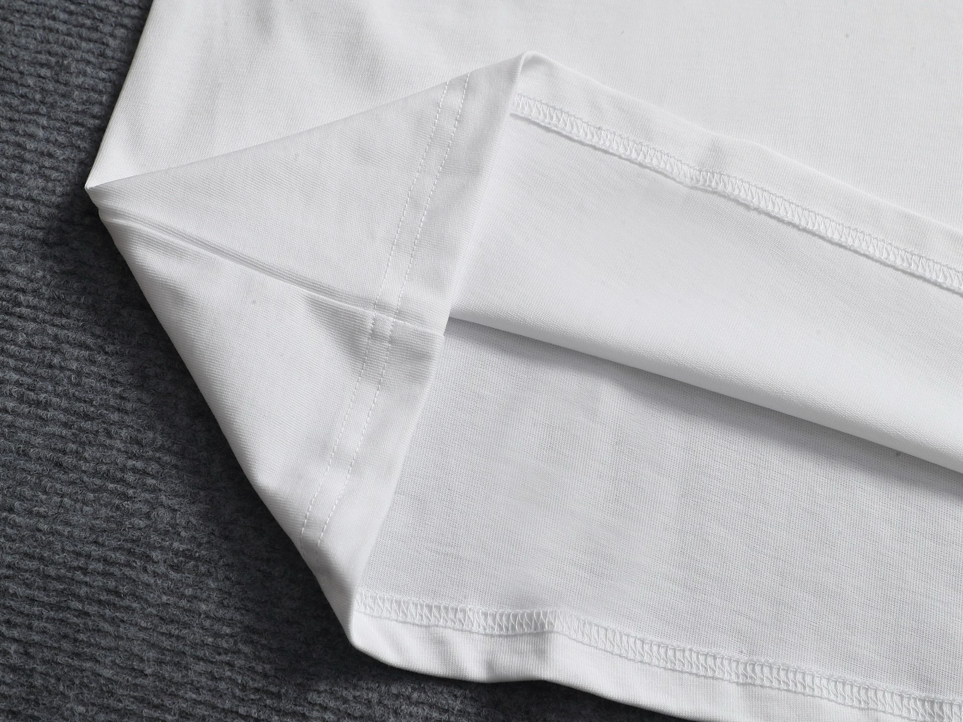 FENDI 26S SHORT SLEEVE T-SHIRT 094