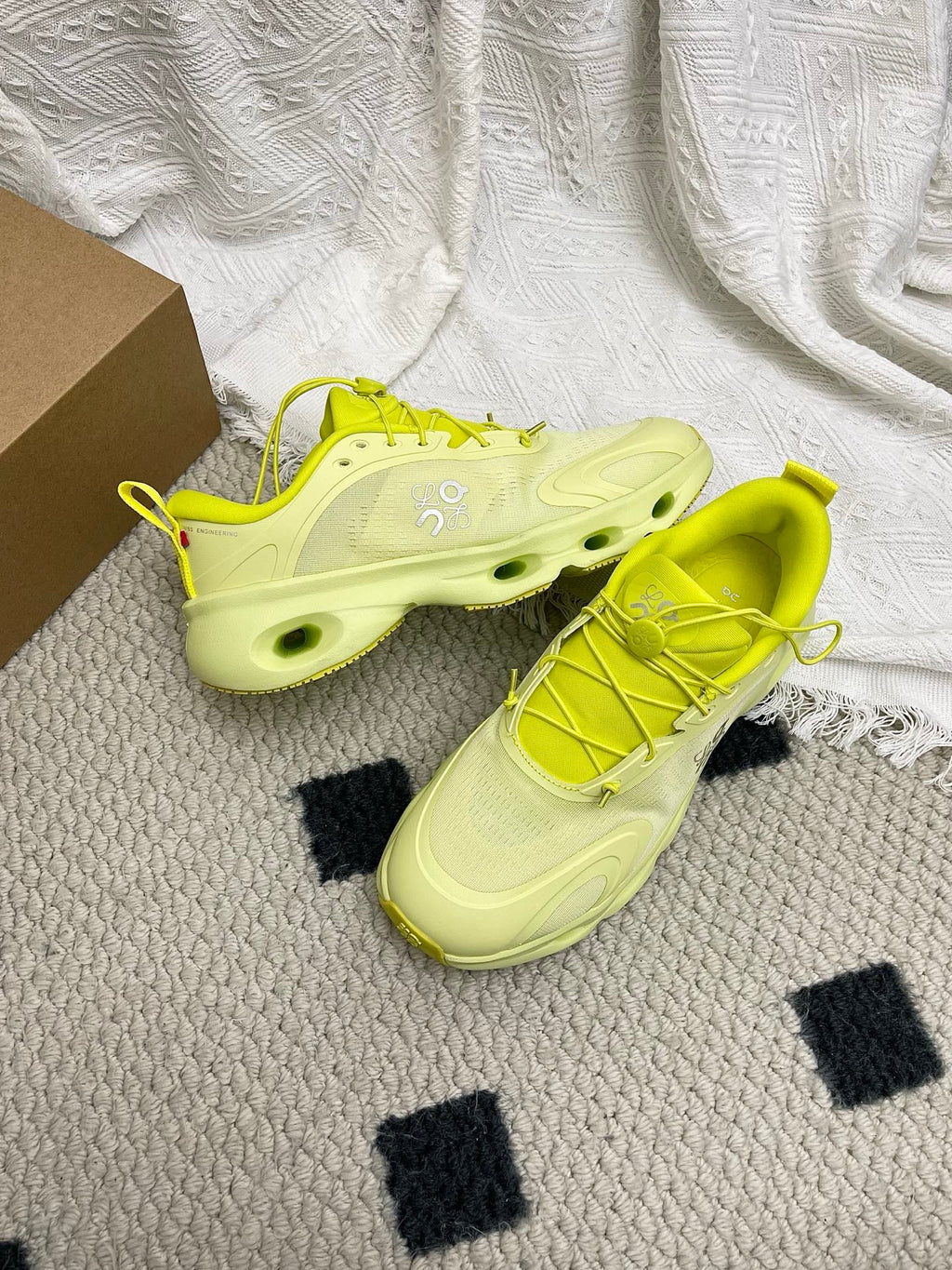 LOEWE 26S CLOUDSOLO SNEAKERS IN LIME YELLOW RECYCLED POLYESTER