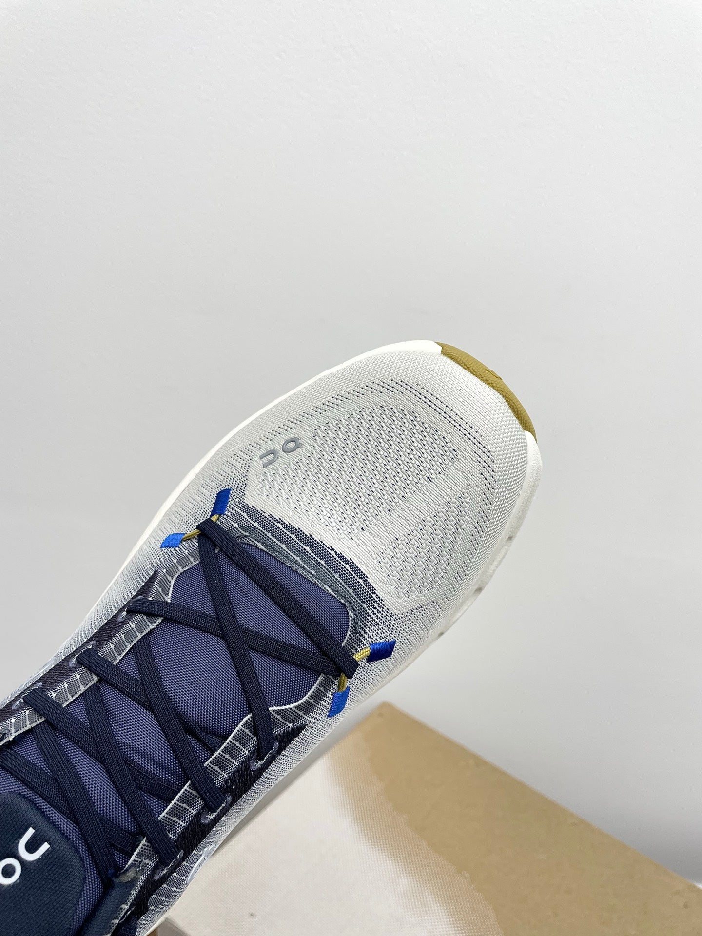 LOEWE 26S CLOUDTILT SNEAKER IN DARK BLUE IVORY RECYCLED POLYESTER