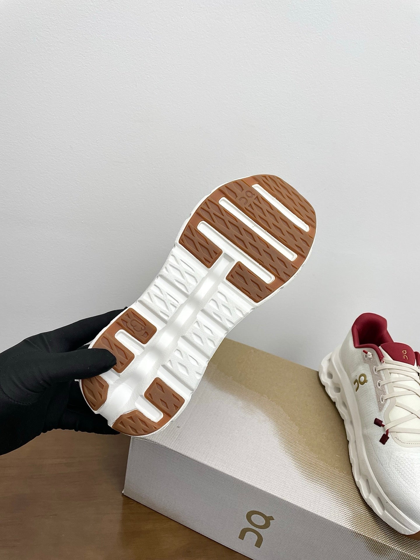 LOEWE 26S CLOUDTILT SNEAKER IN WHITE AND RED RECYCLED POLYESTER