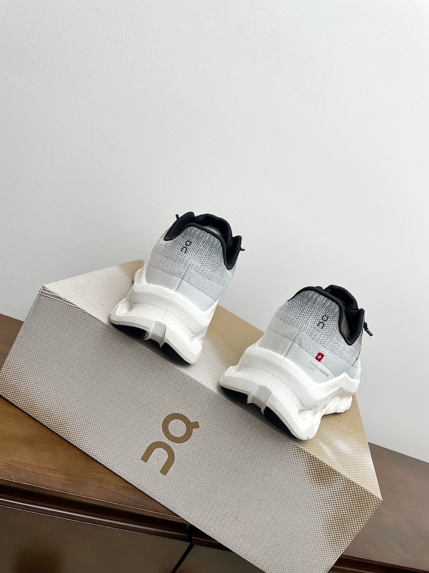 LOEWE 26S CLOUDTILT SNEAKER IN BLACK IVORY RECYCLED POLYESTER