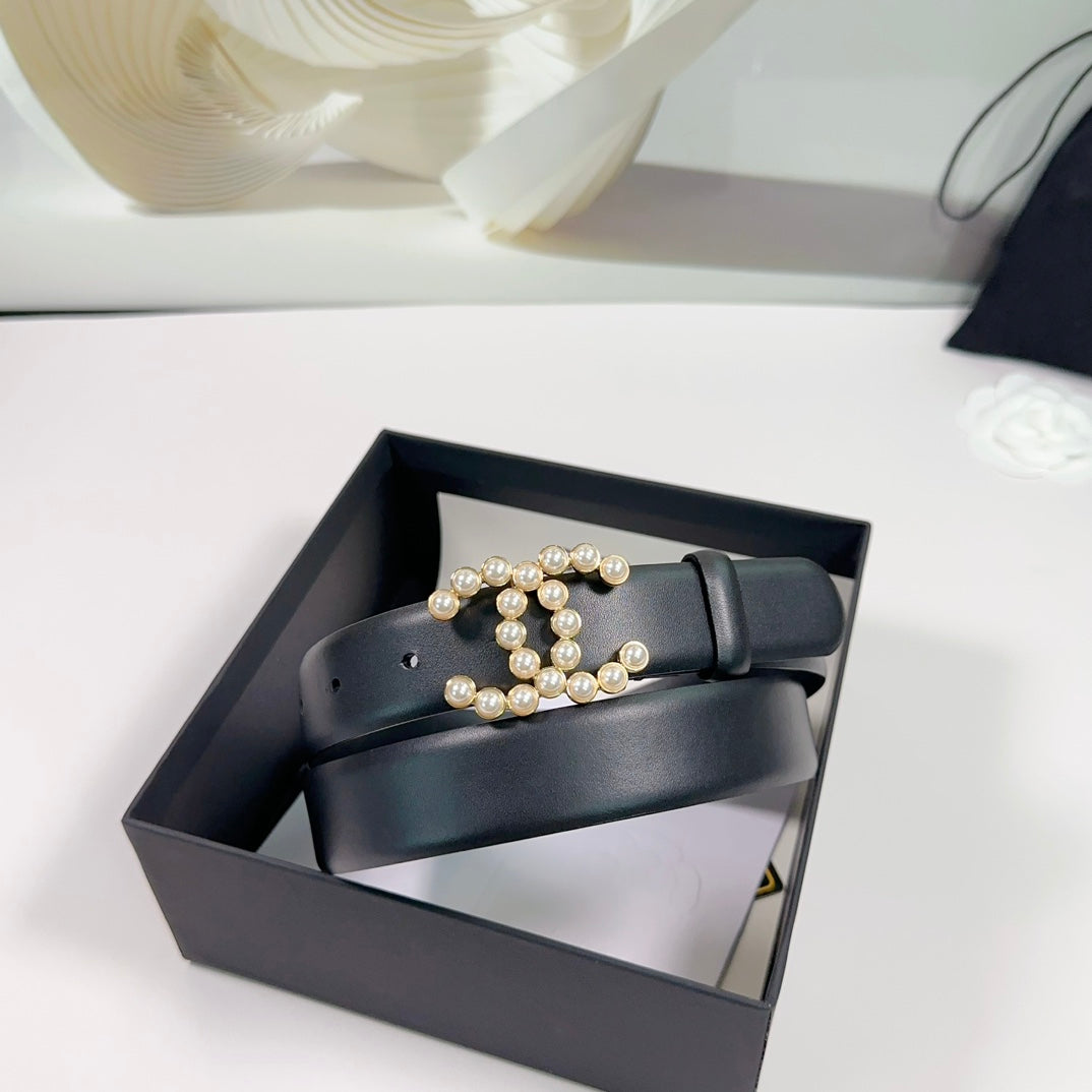 CC BELT 30 MM IN BLACK SMOOTH CALFSKIN WITH GOLD HARDWARE ATTACH PEARL