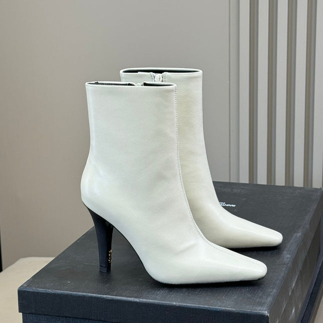 YSL 26S HEELED BOOTS IN WHITE CALFSKIN