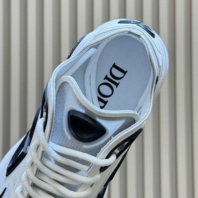 DIOR 26S B30 COUNTDOWN TECH SNEAKER IN WHITE TECHNICAL FABRIC AND SUEDE