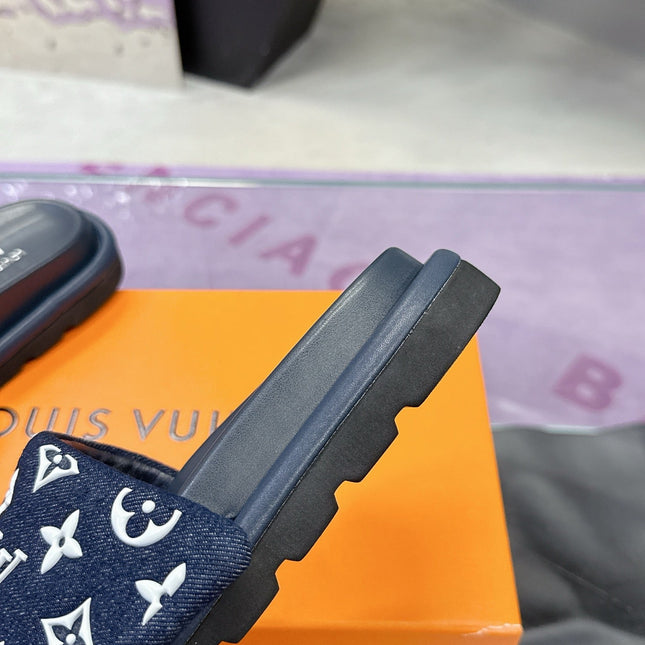 LV 26S POOL PILLOW SLIDES IN NAVY WHITE MONOGRAM DENIM AND CALFSKIN
